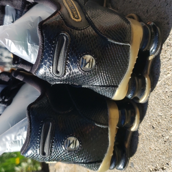 🖤💛 Rare NIKE Shox NZ 8.5 womens black and gold 🖤💛 Pittsburgh - Picture 6 of 10